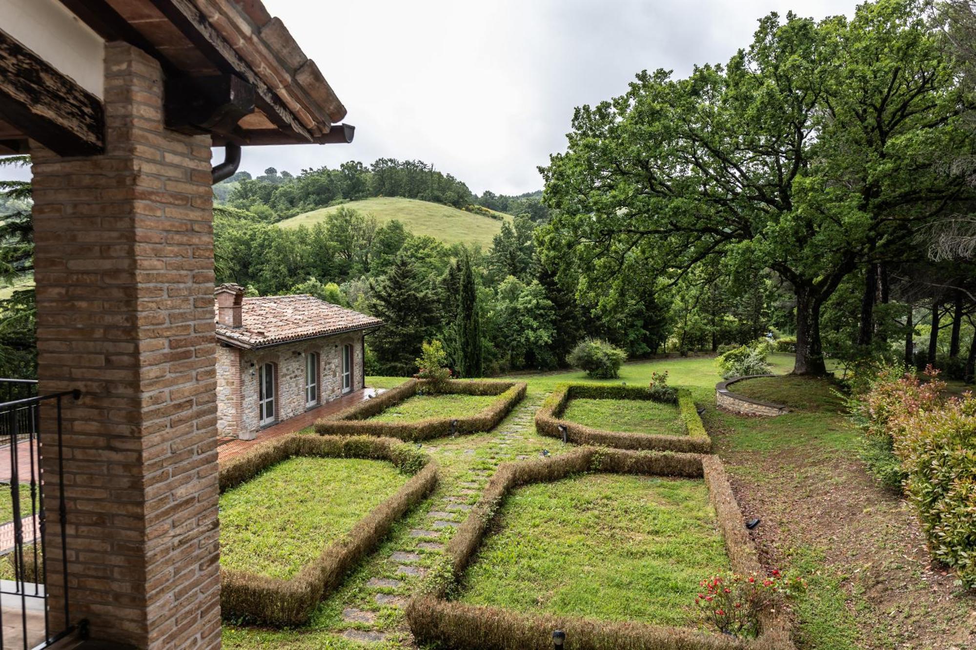 Tenuta Borgo San Michele Gubbio Luaran gambar