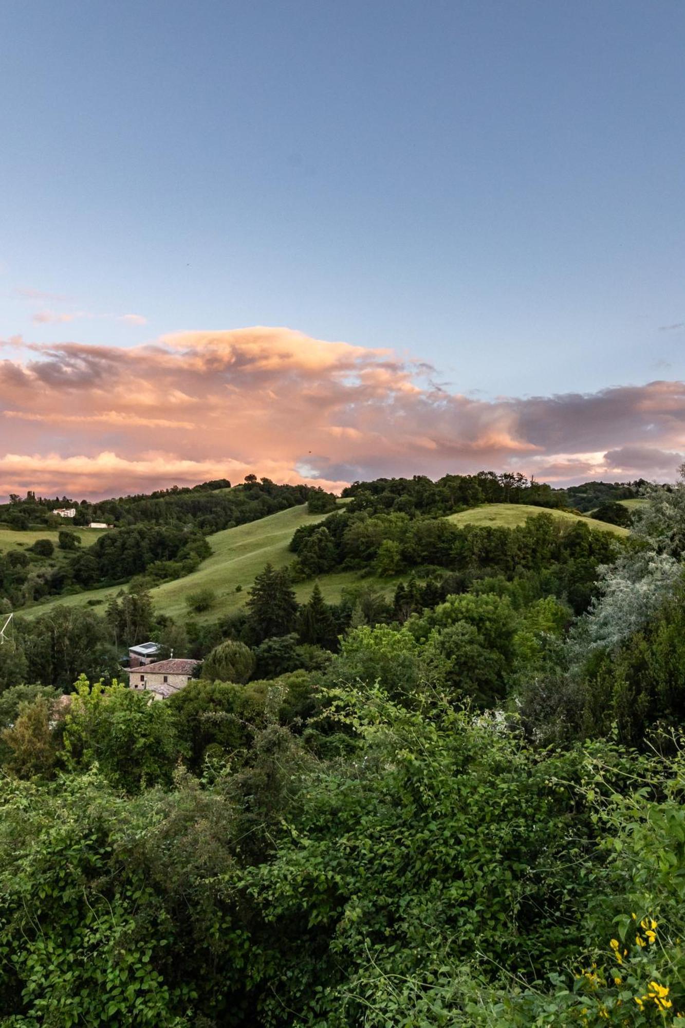 Tenuta Borgo San Michele Gubbio Luaran gambar