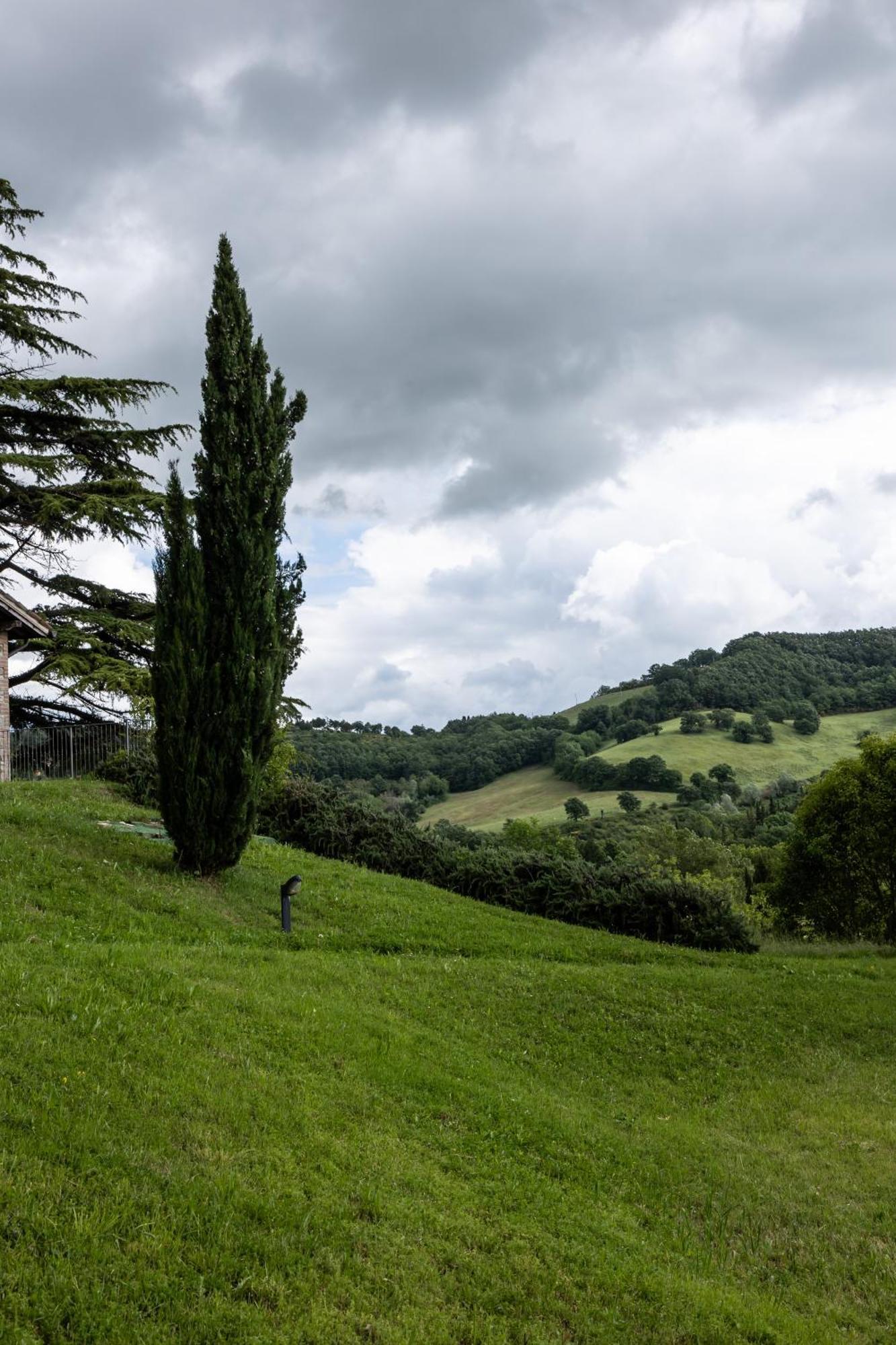 Tenuta Borgo San Michele Gubbio Luaran gambar