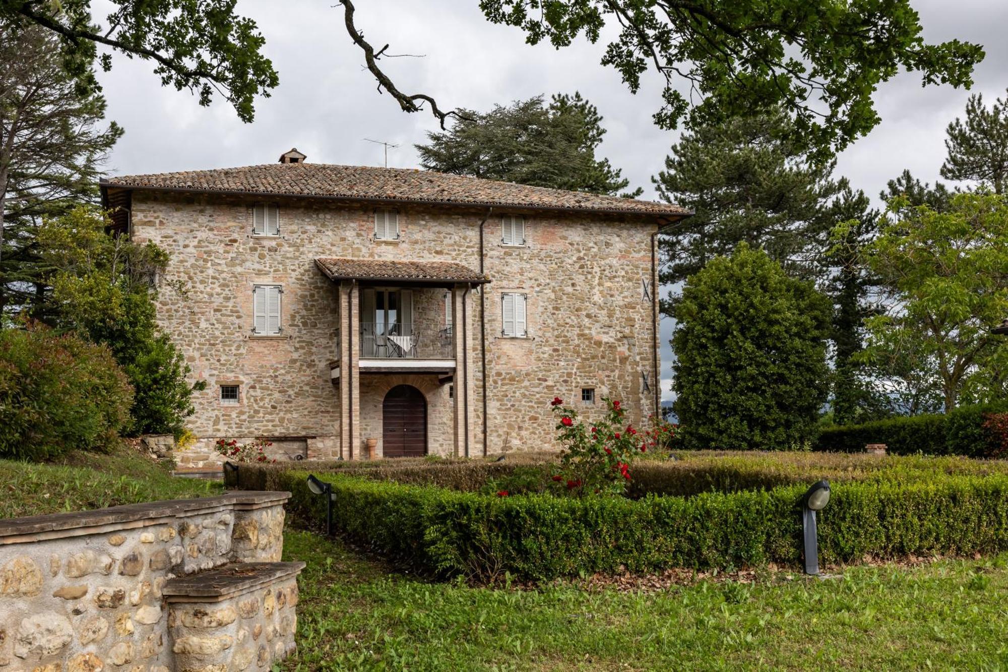 Tenuta Borgo San Michele Gubbio Luaran gambar