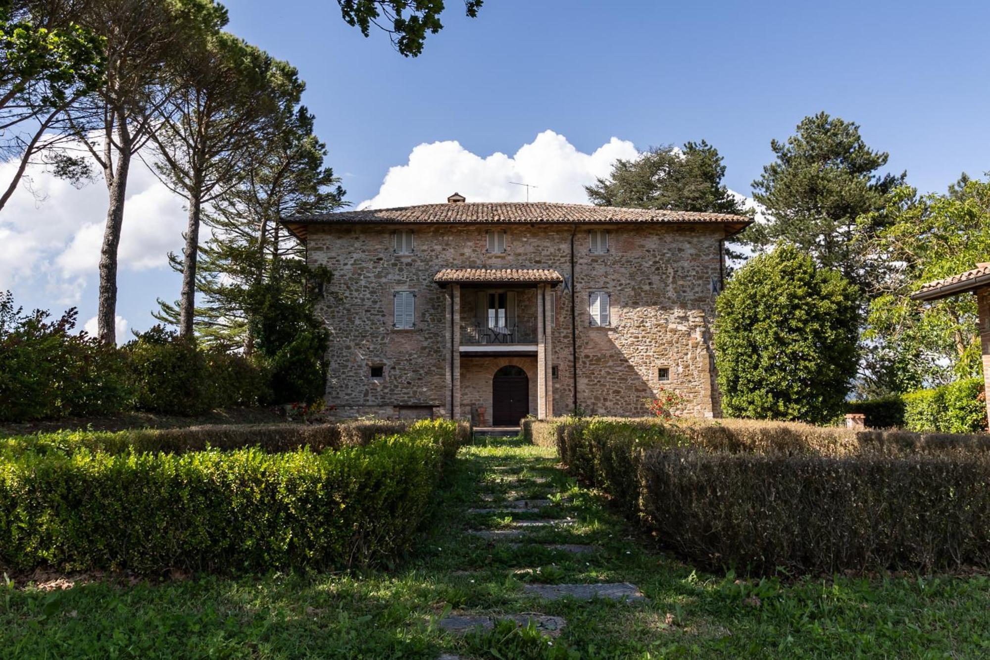 Tenuta Borgo San Michele Gubbio Luaran gambar